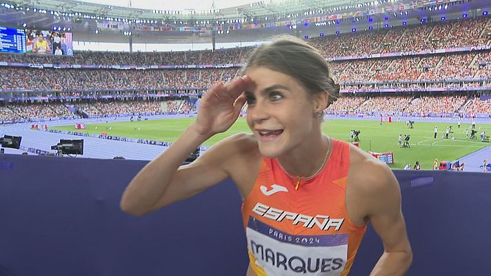 Juegos Olímpicos París 2024 - Águeda Marqués se emociona al ver cómo Marta Pérez logra el récord de España en 1.500m
