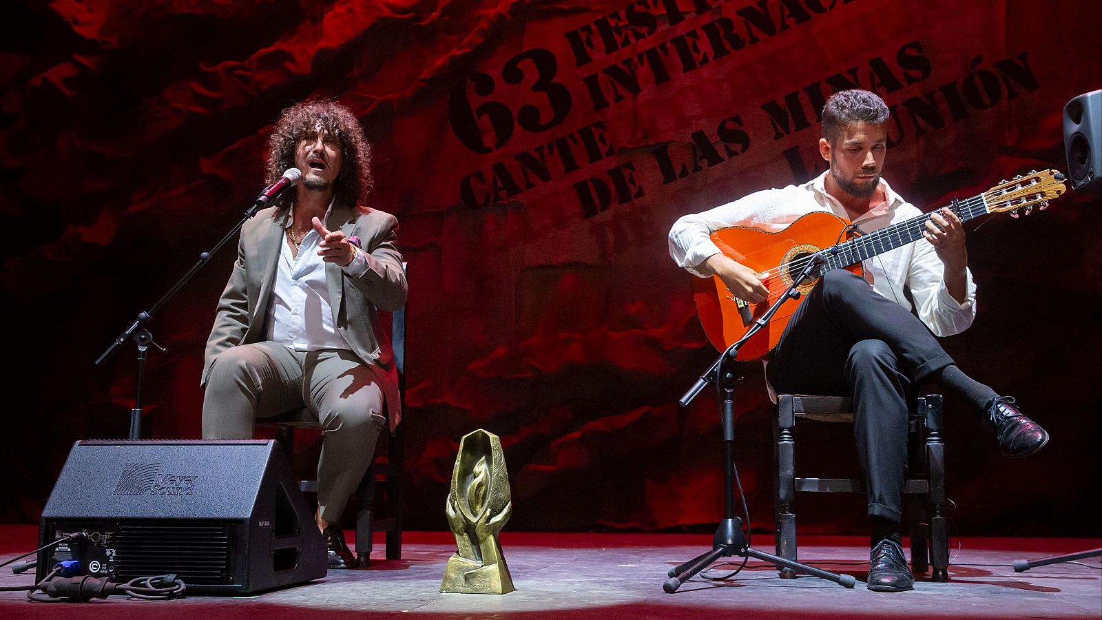 Jesús Corbacho gana la 'Lámpara Minera' del Festival del Cante de las Minas - Fin de semana 24h | Ver