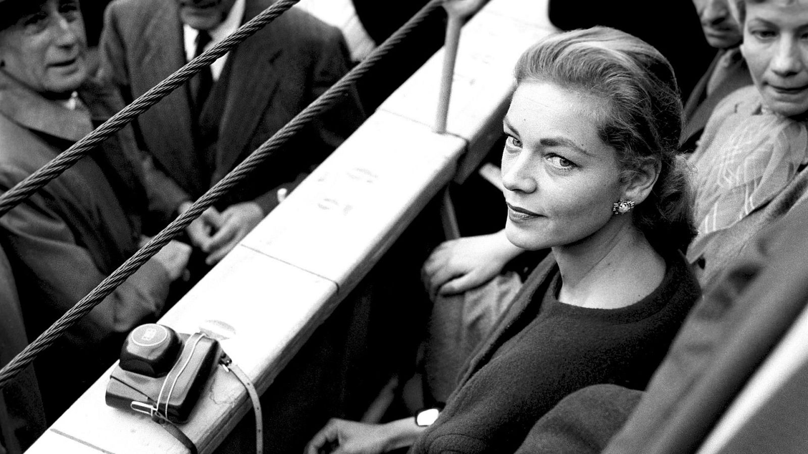 Diez años sin la actriz estadounidense Lauren Bacall | Ver