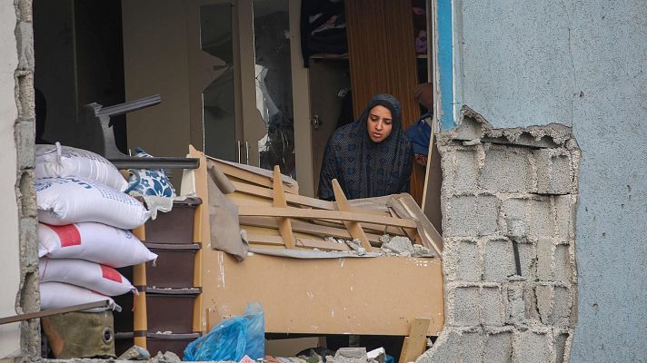 Telediario Internacional - Israel se prepara para un ataque iraní: EE. UU. anuncia que enviará un submarino con misiles y un portaaviones