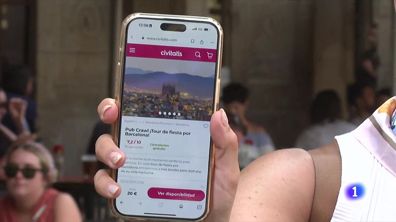 Barcelona allarga quatre anys la prohibició dels tours de borratxera - L'Informatiu | Veure