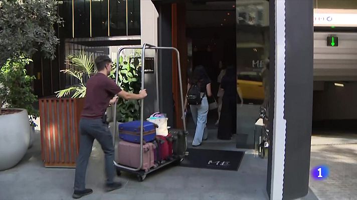 L'Informatiu - Els hotels de Barcelona freguen el 90% d'ocupació