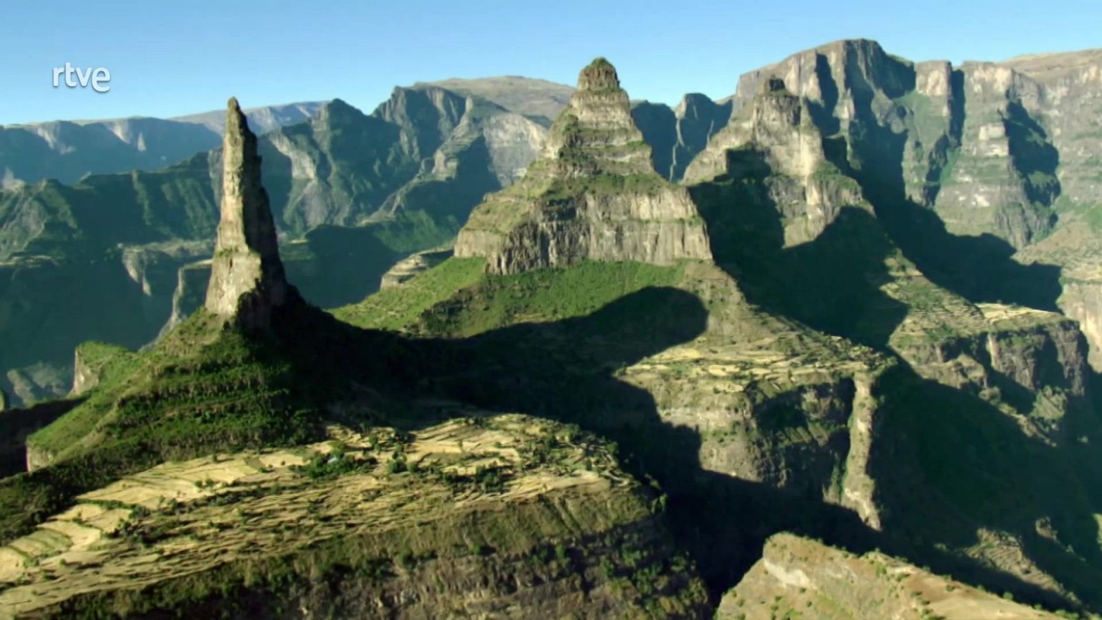 Documaster - Presentación: One life - ver ahora