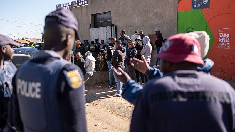 El apoyo a un sistema democrático retrocede casi 7 puntos en África | Ver