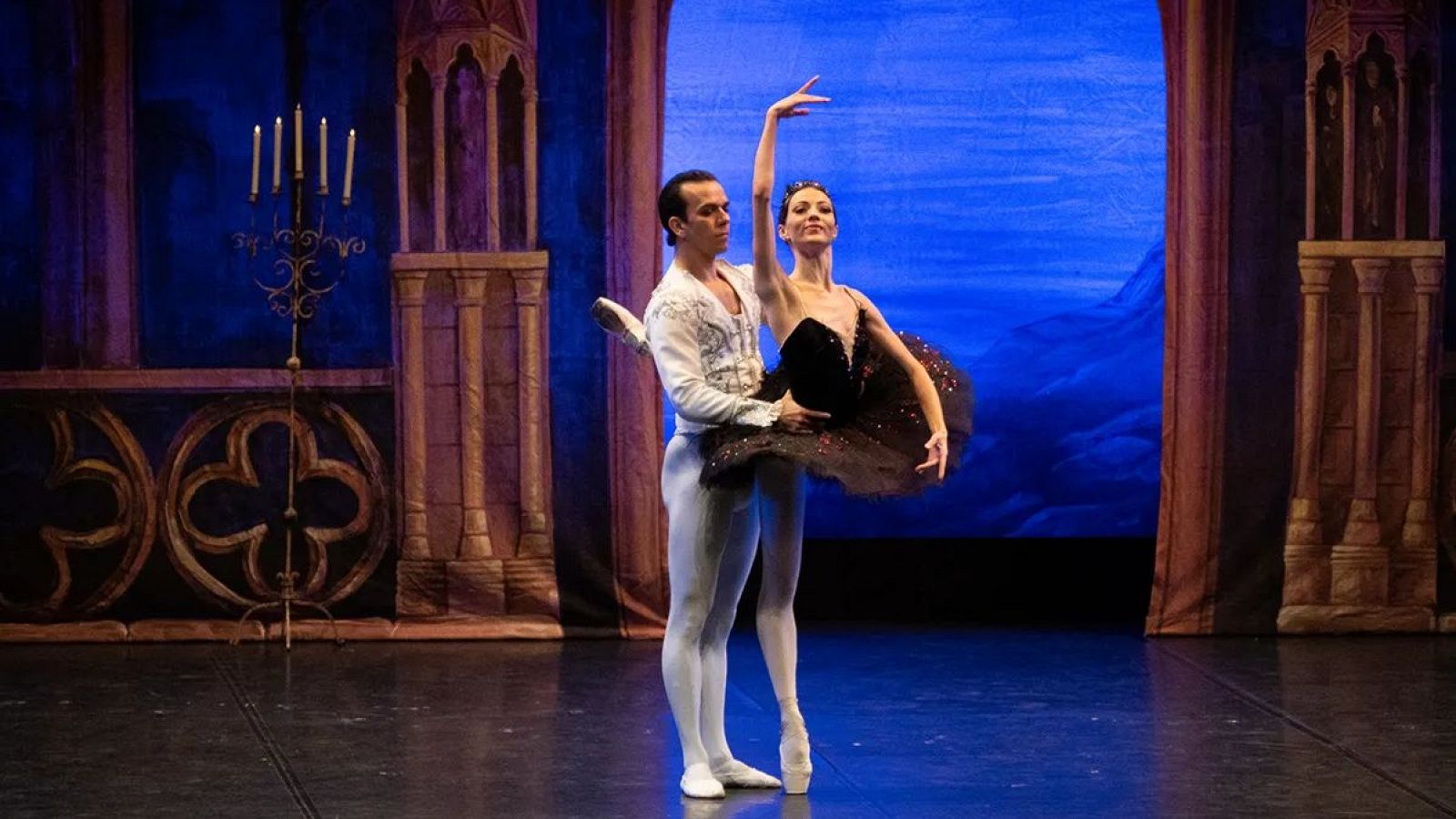 El Ballet de Kiev está de gira con el 'El lago de los Cisnes' | Ver