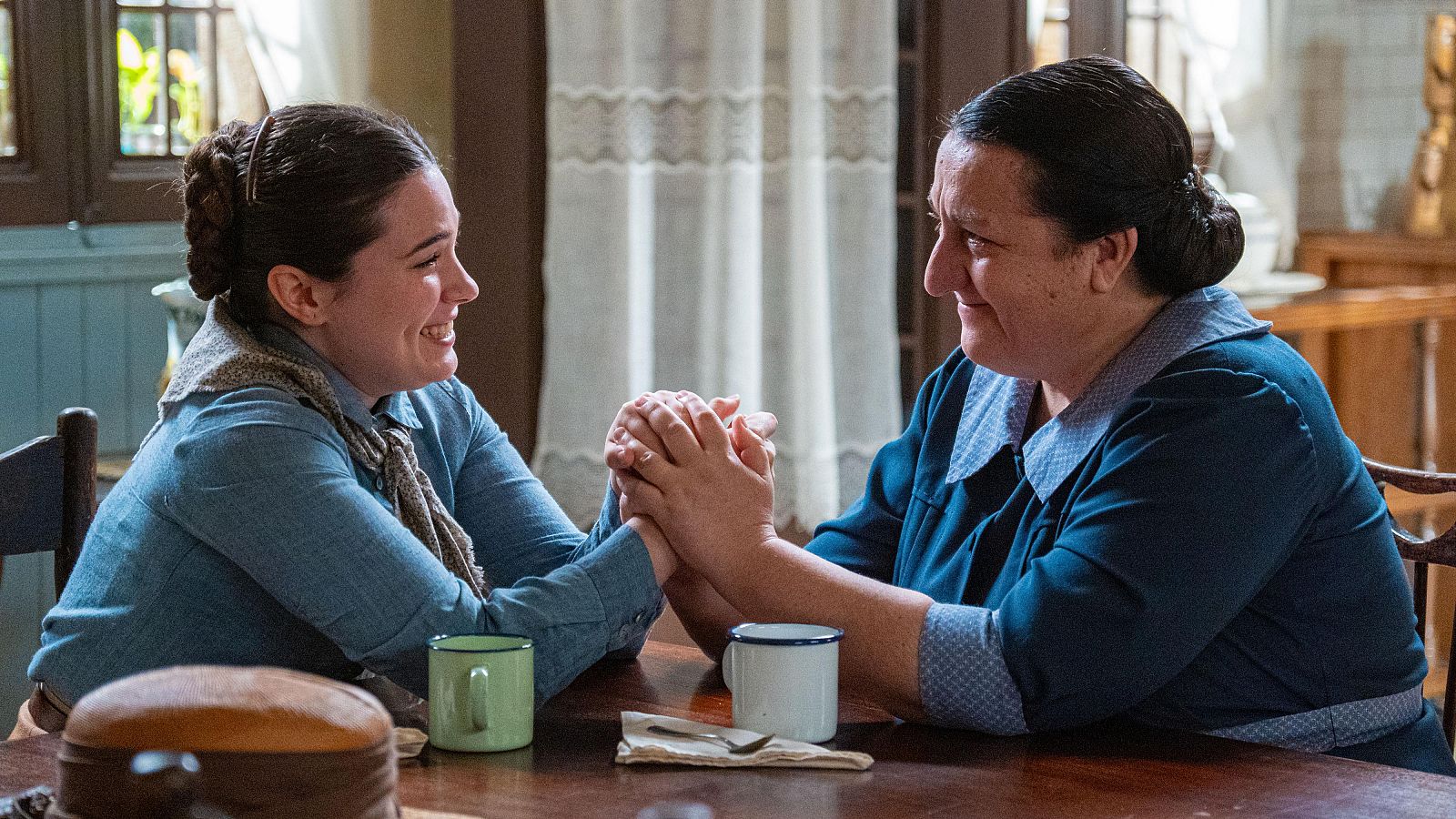 La Promesa: La despedida de Virtudes y Simona - La promesa | Ver