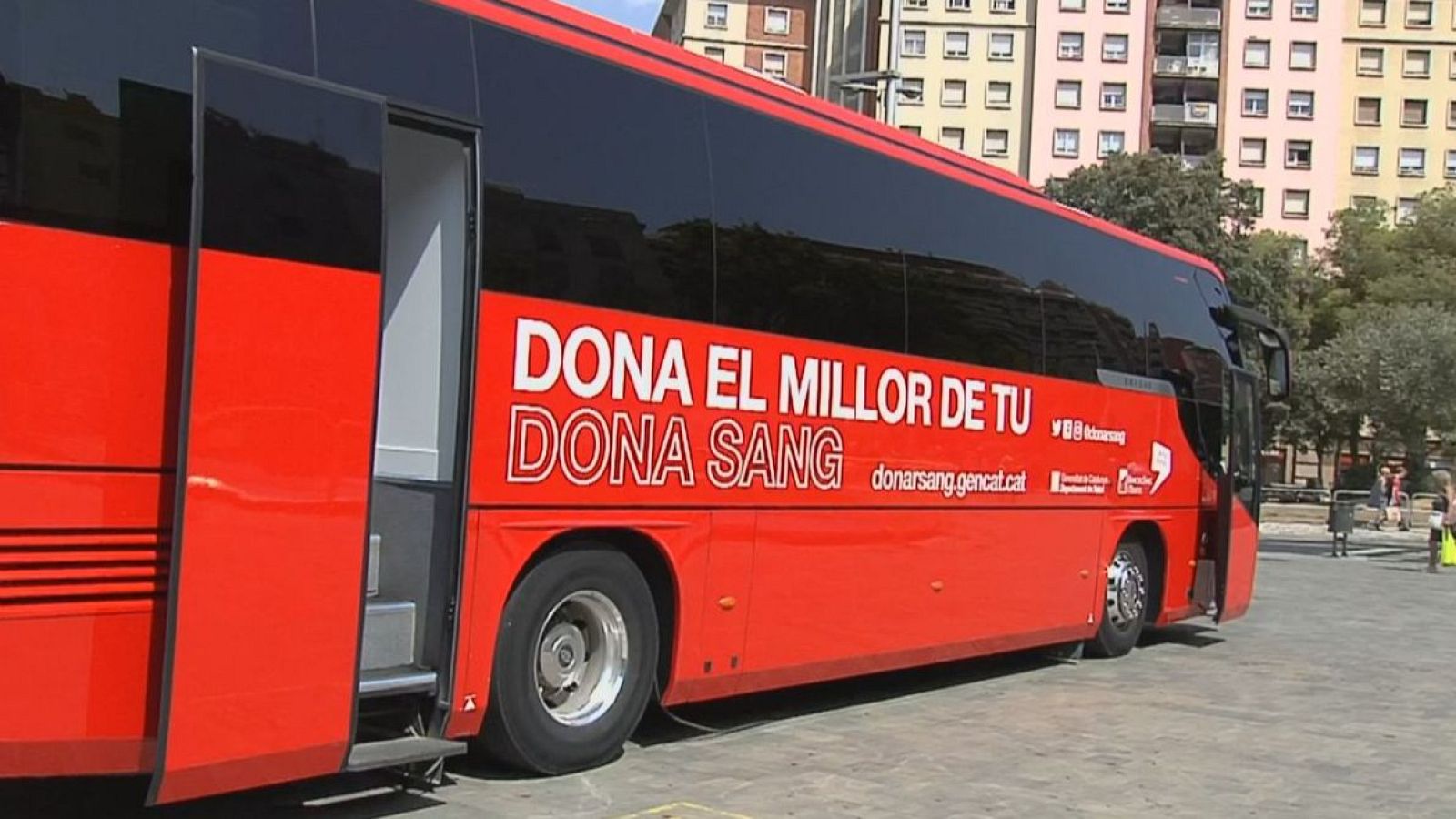 Mesures excepcionals per incentivar les donacions de sang - L'Informatiu | Veure