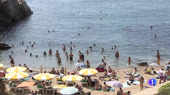 L'Informatiu - Tossa de Mar reobre la platja d'Es Codolar