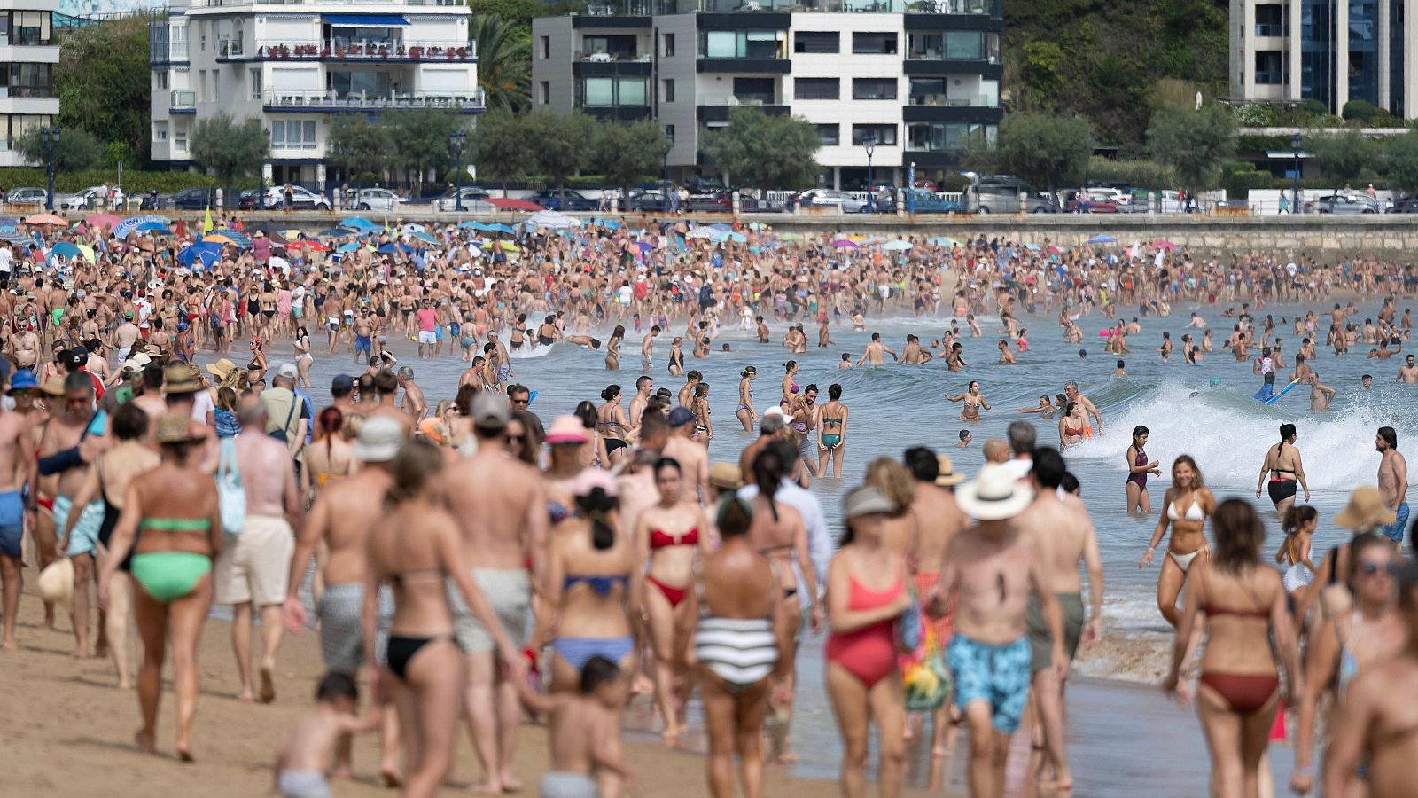 Tanorexia, una adicción al bronceado que ignora cualquier riesgo | Ver