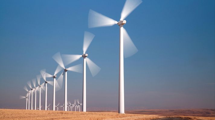 Telediario 1 - 'Clúster del Maestrazgo': así es el mayor proyecto de renovables de España que genera polémica entre vecinos y ayuntamientos