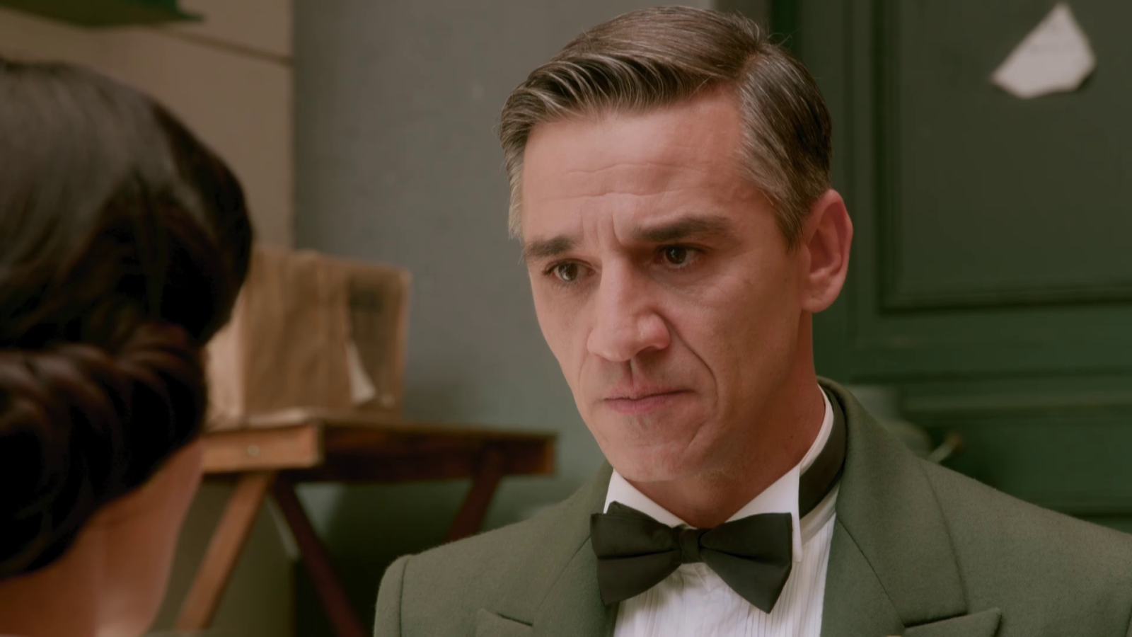 Cañete se declara a Teresa - Salón de té La Moderna | Ver