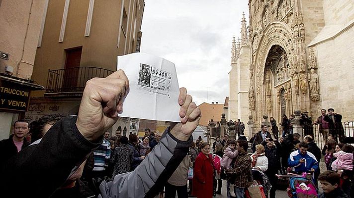 Telediario 1 - El segundo premio, 42.260