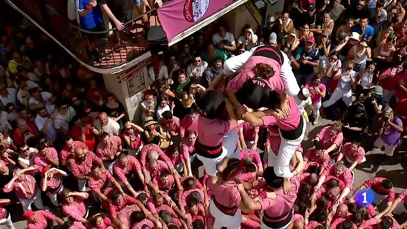 El món casteller fa pinya amb la Vella de Valls - L'Informatiu | Veure