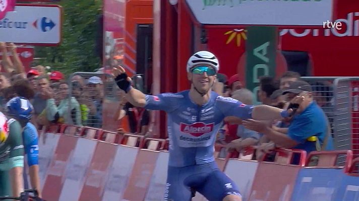 Vuelta ciclista a España - Groves vence por delante de Van Aert al sprint en Villablino