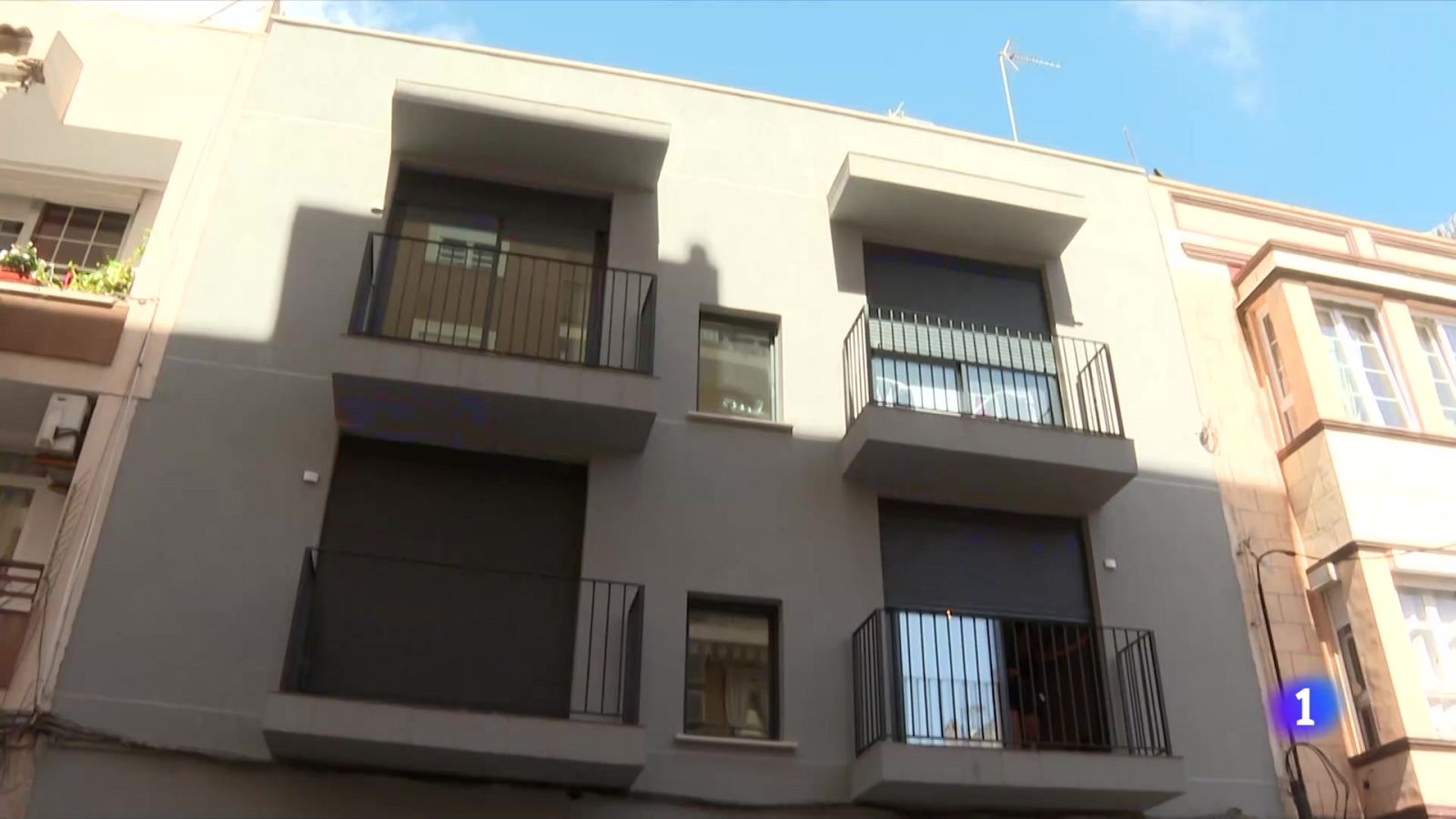 Pisos turísticos ilegales - Telediario Fin de Semana | Ver