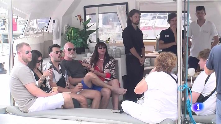 L'Informatiu - Allau de turistes d'alt poder adquisitiu a Barcelona per la Copa Amèrica de Vela
