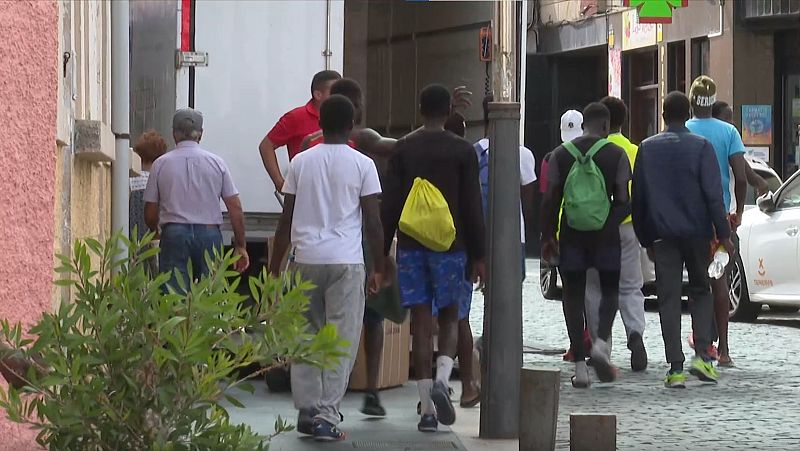 Polémica por la presión migratoria en Canarias: centro de acogida de Valverde en la isla de El Hierro al triple de su capacidad