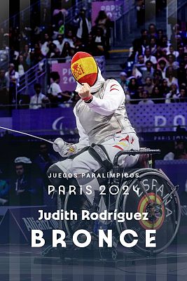 Esgrima en silla de ruedas Paralímpicos Paris 2024 - Judith Rodríguez se cuelga el bronce de esgrima en París 2024