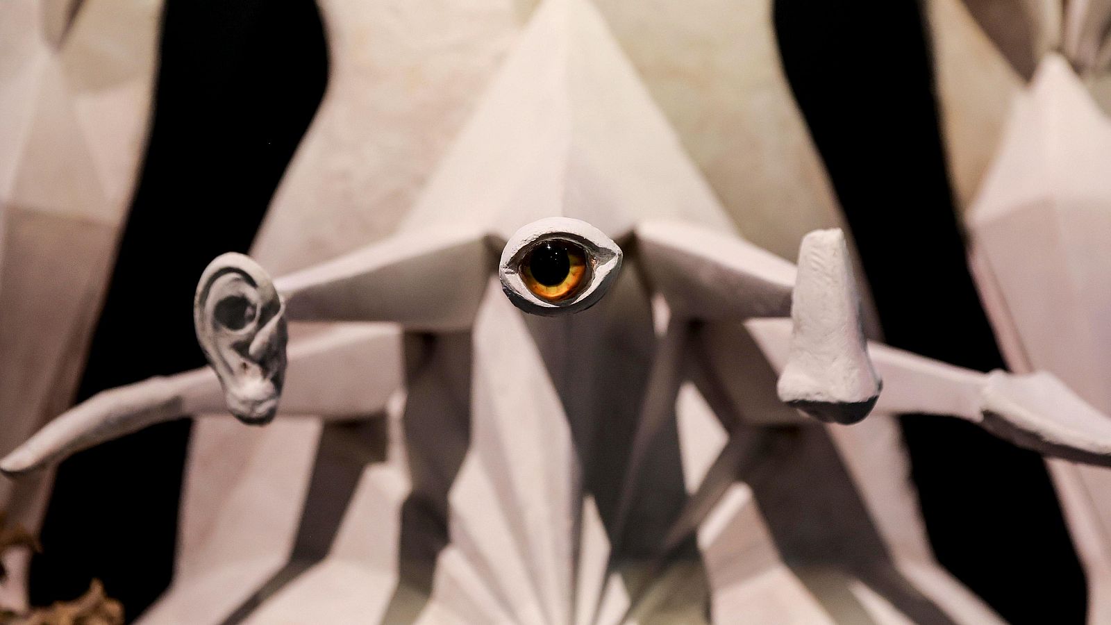 El Centro Pompidou de París recuerda en una exposición el centenario del surrealismo | Ver