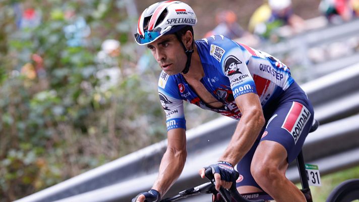 Ciclismo - Caos en T-Rex: Landa se queda cortado y frenan a Cattaneo cuando tenía opciones de victoria en los últimos kilómetros