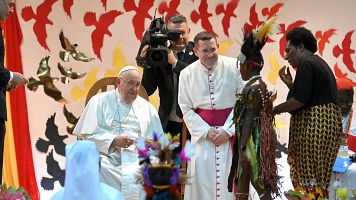 El papa llega a Papa Nueva Guinea, segunda parada de su viaje por el sudeste asitico