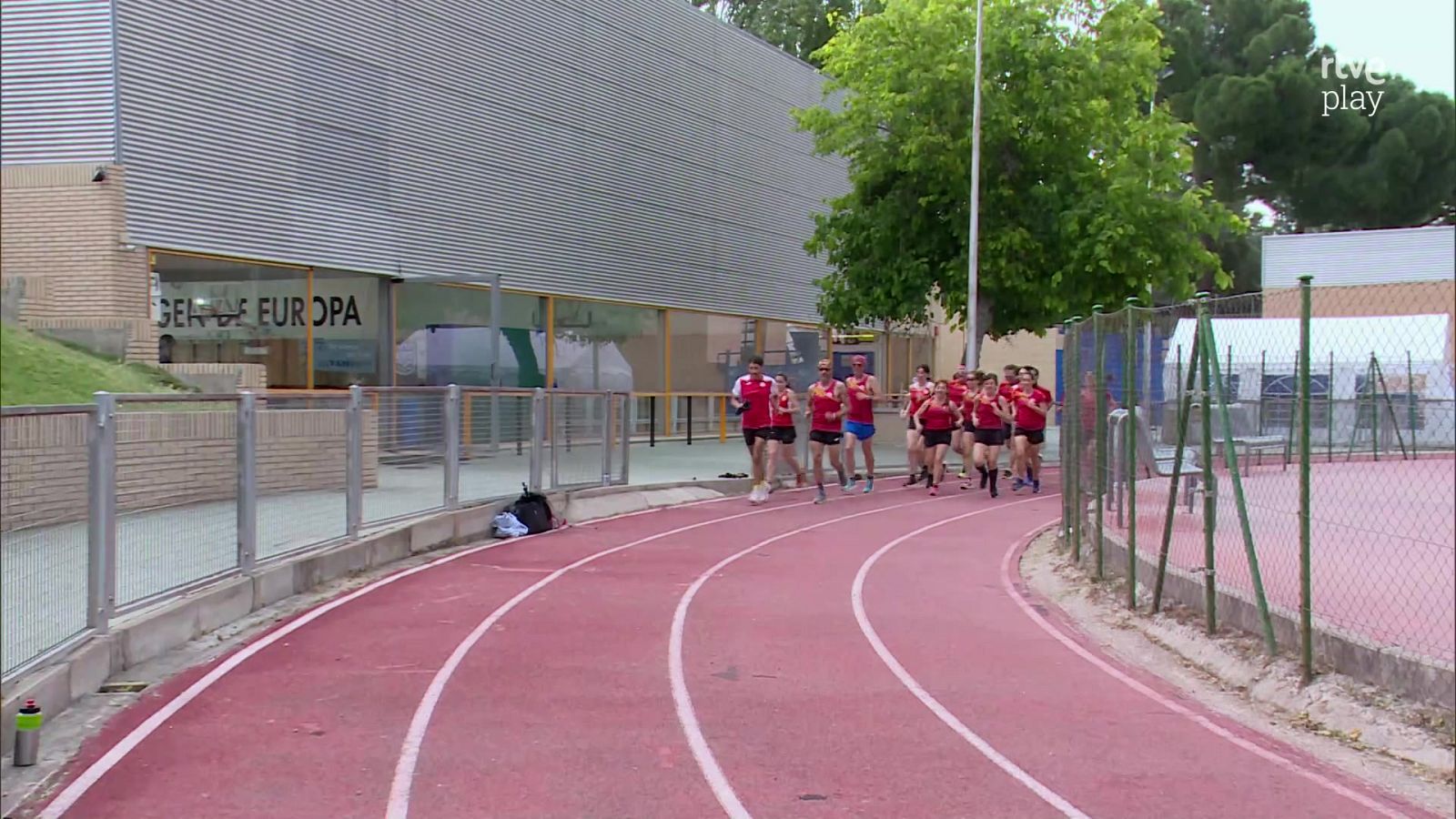 ¿Cuáles son los beneficios del atletismo para personas de mayores de 50 años? - Saber vivir | Ver