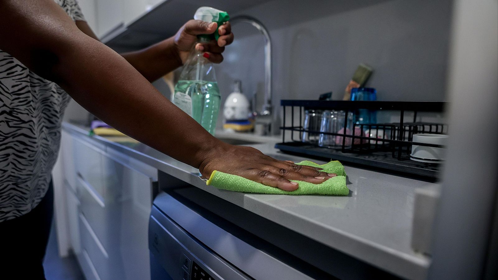 Claves de la nueva ley para las empleadas de hogar | Ver