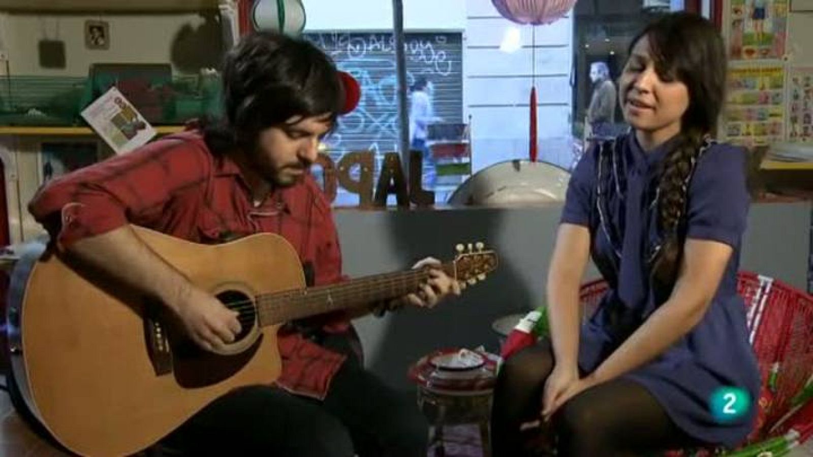 Miradas 2 -  Lidia Guevara