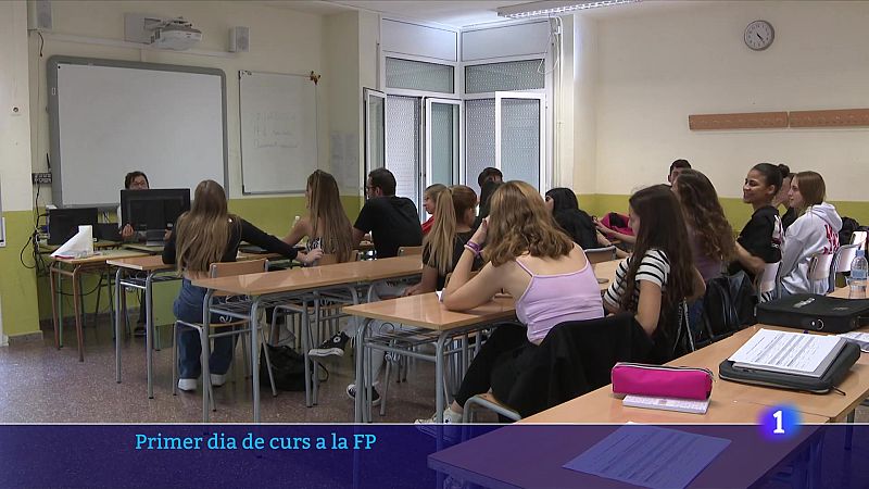 31.000 alumnes de formació professional comencen un nou curs sense plaça - L'Informatiu | Veure
