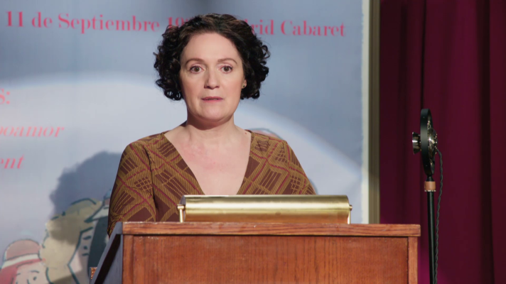 Salón de té La Moderna - Clara Campoamor da un discurso en el Madrid Cabaret