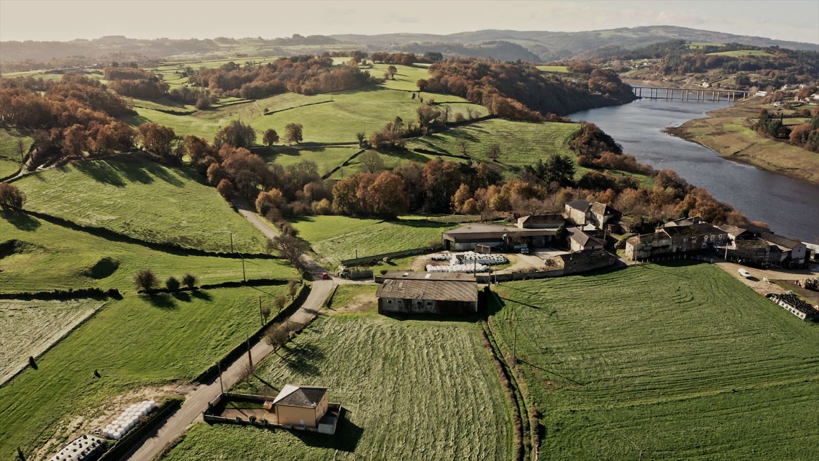 Vuelvo a empezar - Prades (Tarragona), Francos (Lugo) y Fuentes Claras (Teruel) - ver ahora