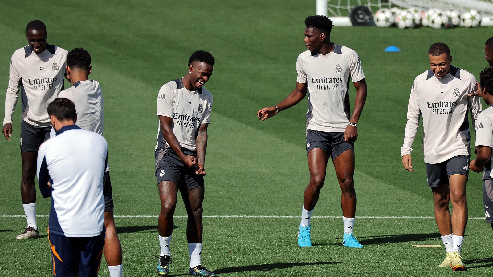 Bellingham, Tchouaméni y Mendy, disponibles ante el Stuttgart | Ver