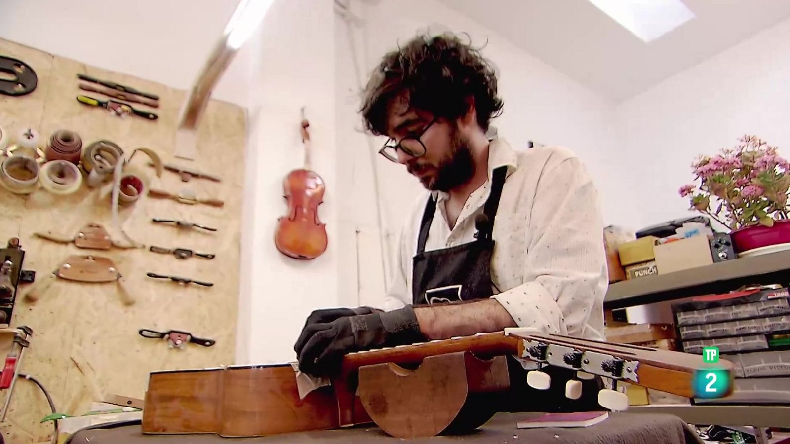 Glissando Luthier School | Ver