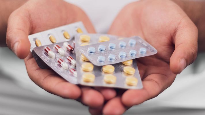 Telediario 1 - La resistencia a los antibióticos podría matar a casi 40 millones de personas en los próximos 25 años