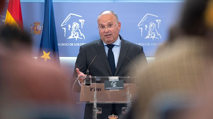  - La oposición recrimina al Gobierno la aprobación del plan de medios