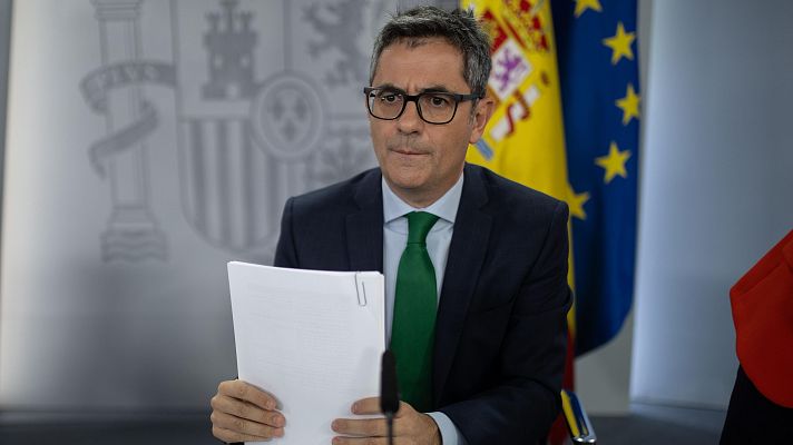 Telediario 1 - El Gobierno reformará la Ley de Secretos Oficiales