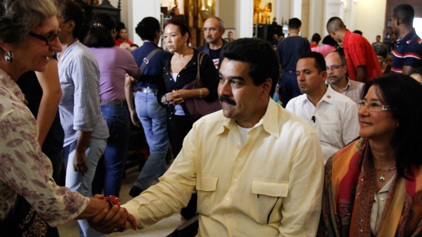 Maduro asegura que Chávez regresará a Caracas para prestar juramento - Informativo 24h | Ver