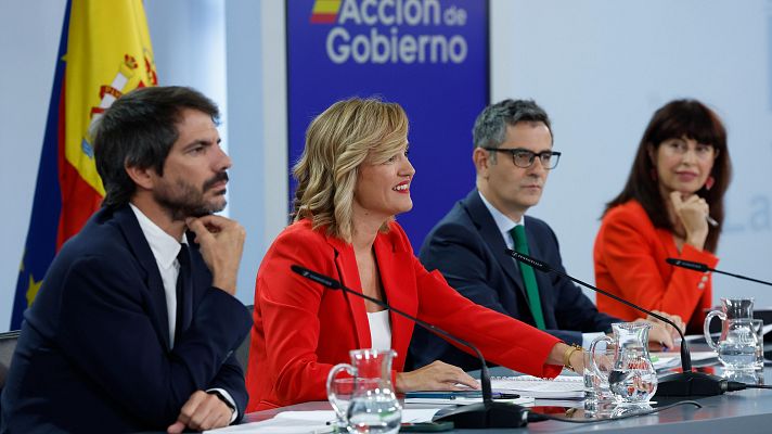 Telediario 2 - El Gobierno aprueba un plan para luchar contra los bulos y la desinformación