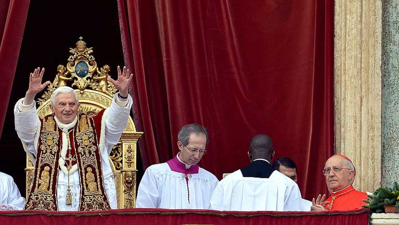 El papa pide el fin de la violencia en Siria | Ver