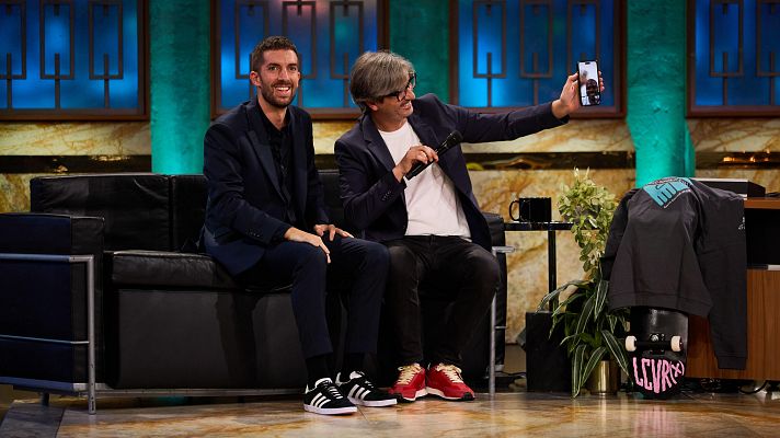 La Revuelta - Diego González Rivas llama a un paciente en La Revuelta