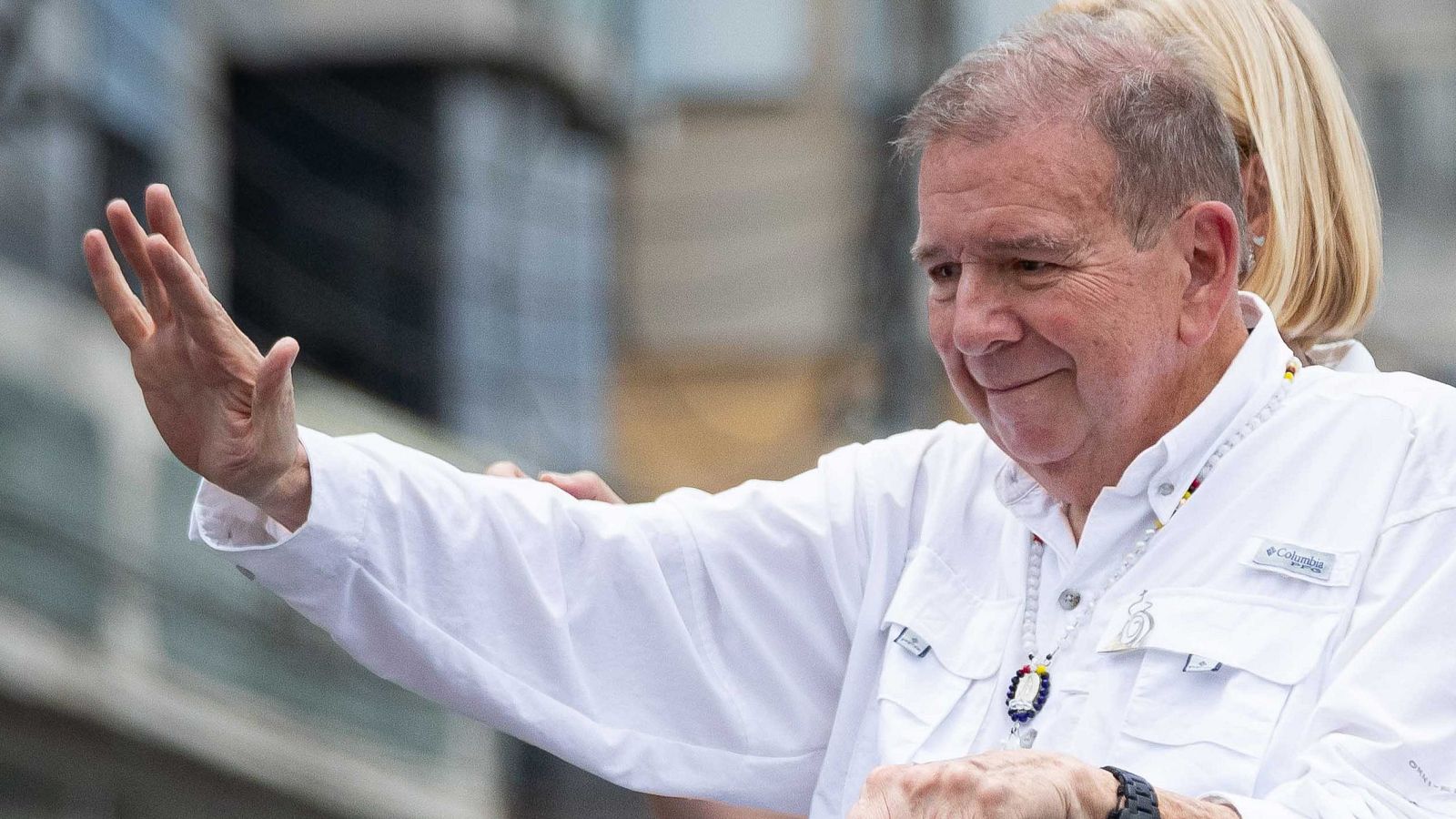 González dice que reconoció la victoria de Maduro "bajo coacción" - Telediario 2 | Ver