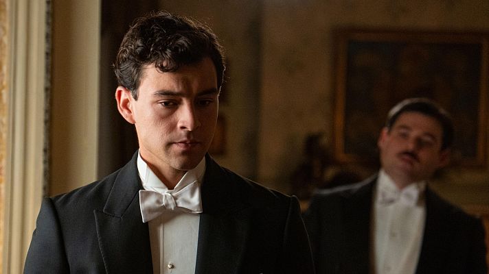 La promesa - La Promesa: Curro desvela a Manuel el romance de Alonso y Dolores