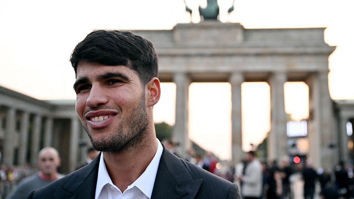 Telediario 1 - Carlos Alcaraz: "Voy a echar de menos a Nadal en la Copa Laver"