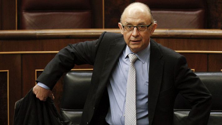 Telediario 1 - Hacienda restituirá a los funcionarios la cotización descontada por la extra de Navidad