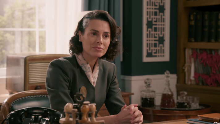 Salón de té La Moderna - Doña Lázara amenaza a Cañete y Teresa