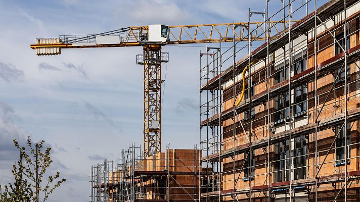 Economía en 24 horas - El problema de la vivienda en España: los precios de la compra y el alquiler suben ante la falta de oferta