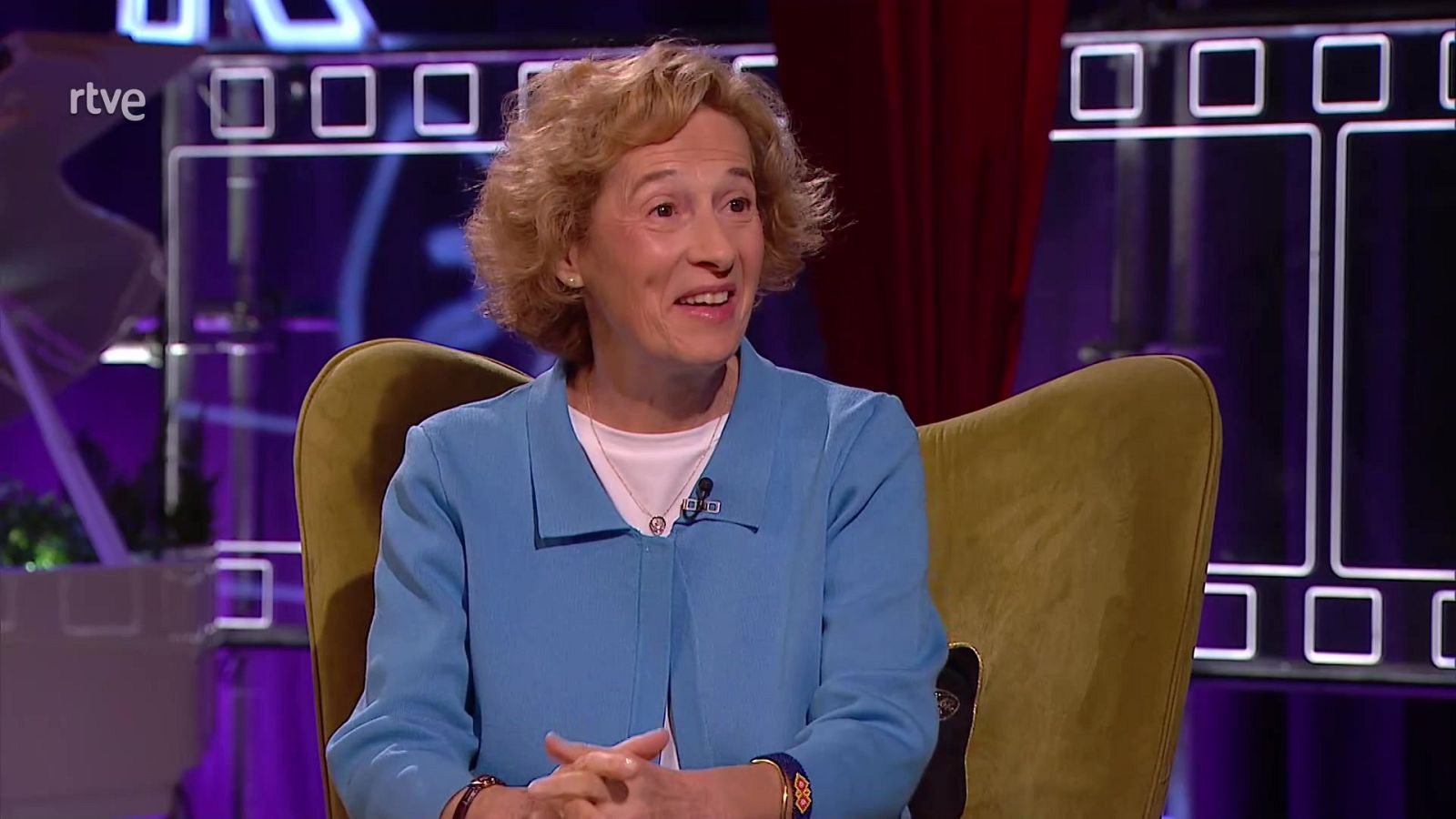 Culturas 2 - Julia Navarro y Lucía Fumero - ver ahora