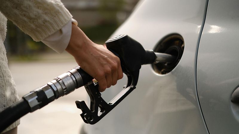 El consumo de gasolina, en máximos desde hace 17 años | Ver