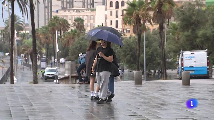 L'Informatiu - Divendres de pluges intenses, amb més de 60 litres per metre quadrat