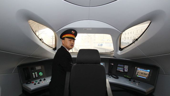 Informativo 24h - China inaugura la línea más larga del mundo de un tren de alta velocidad